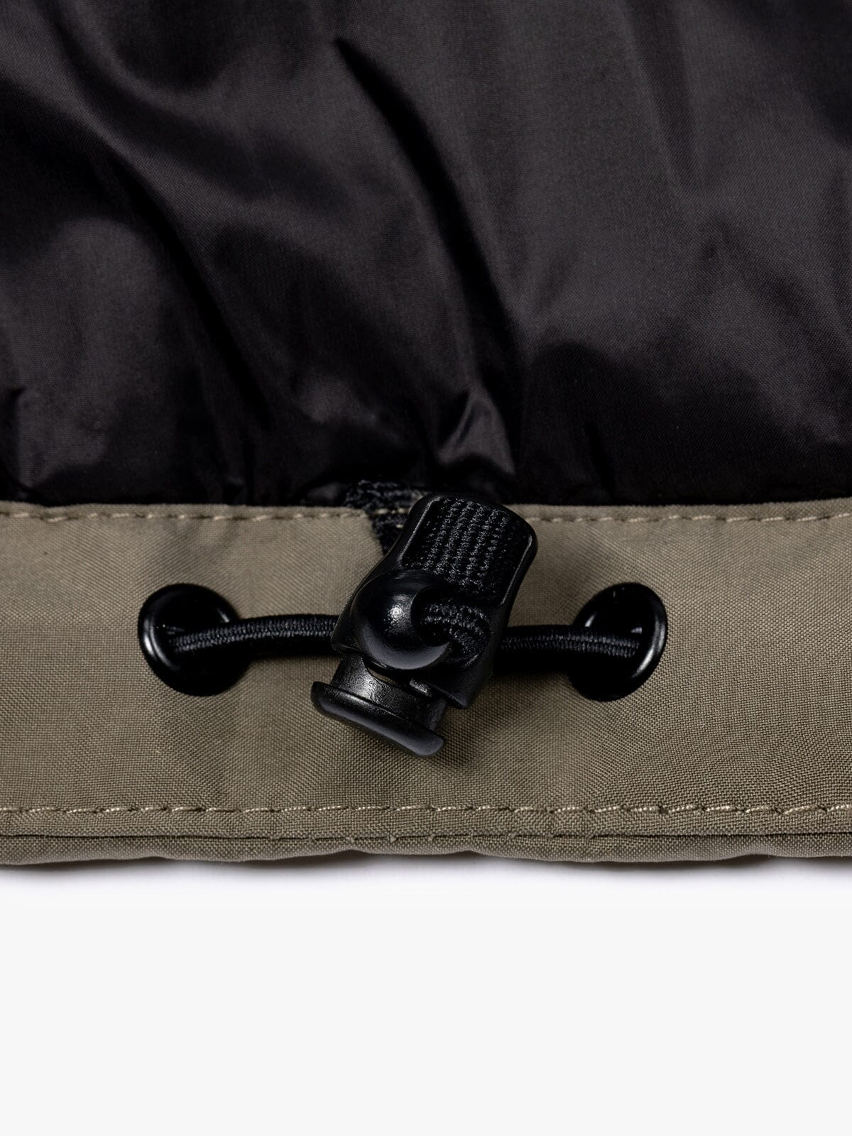 Highveld by Mission Workshop - Väderbeständiga väskor och tekniska kläder - San Francisco och Los Angeles - Byggda för att tåla - Garanterade för alltid