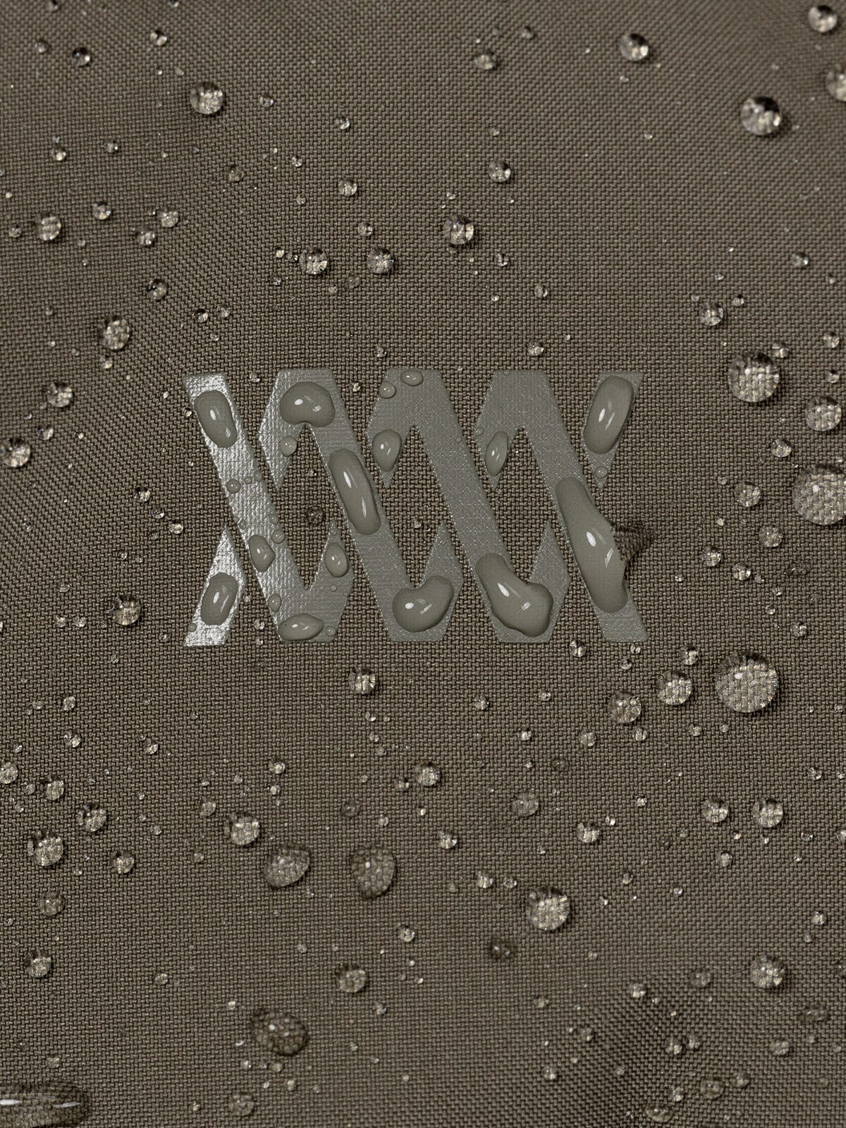 Highveld by Mission Workshop - Väderbeständiga väskor och tekniska kläder - San Francisco och Los Angeles - Byggda för att tåla - Garanterade för alltid