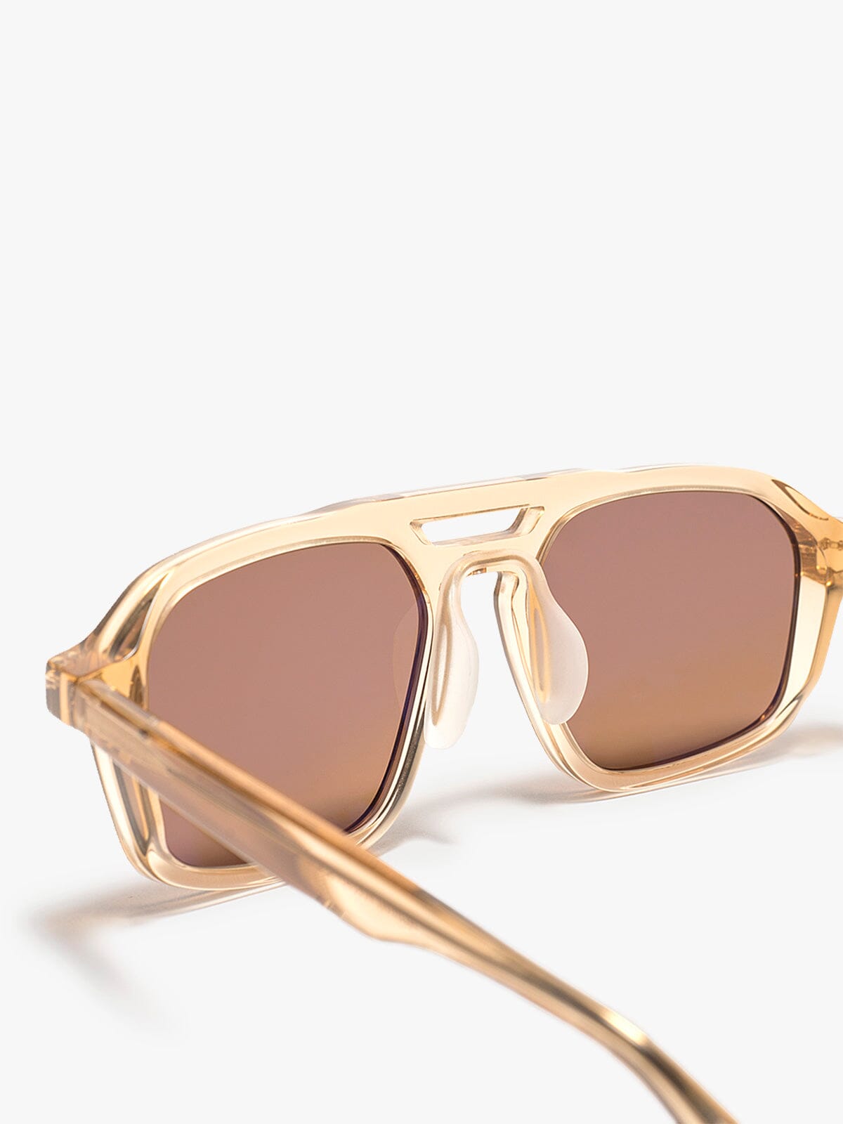 AO x MW : Navigator från Mission Workshop - Väskor och tekniska kläder för vädertätning - San Francisco och Los Angeles - Byggda för att tåla - Garanterade för alltid