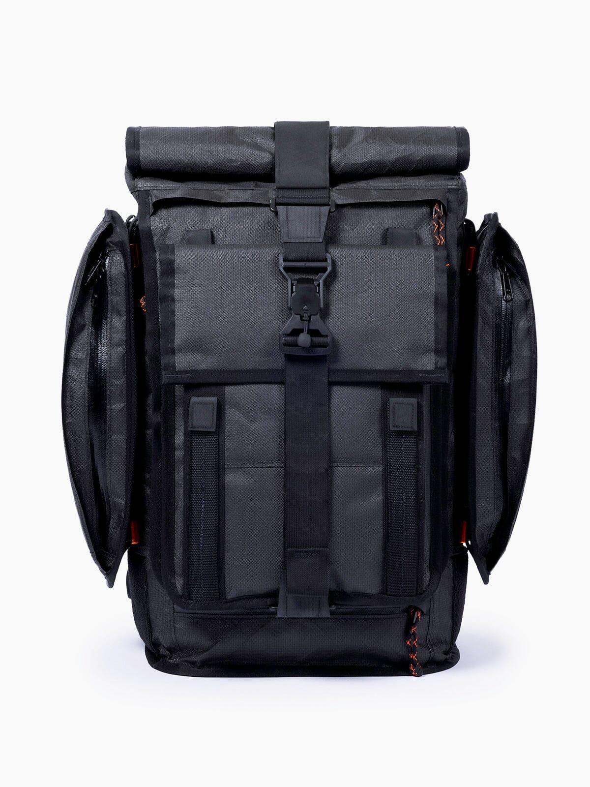 Mission Workshop X Carryology by Mission Workshop - Väderbeständiga väskor och tekniska kläder - San Francisco och Los Angeles - Byggda för att hålla - Garanterade för evigt