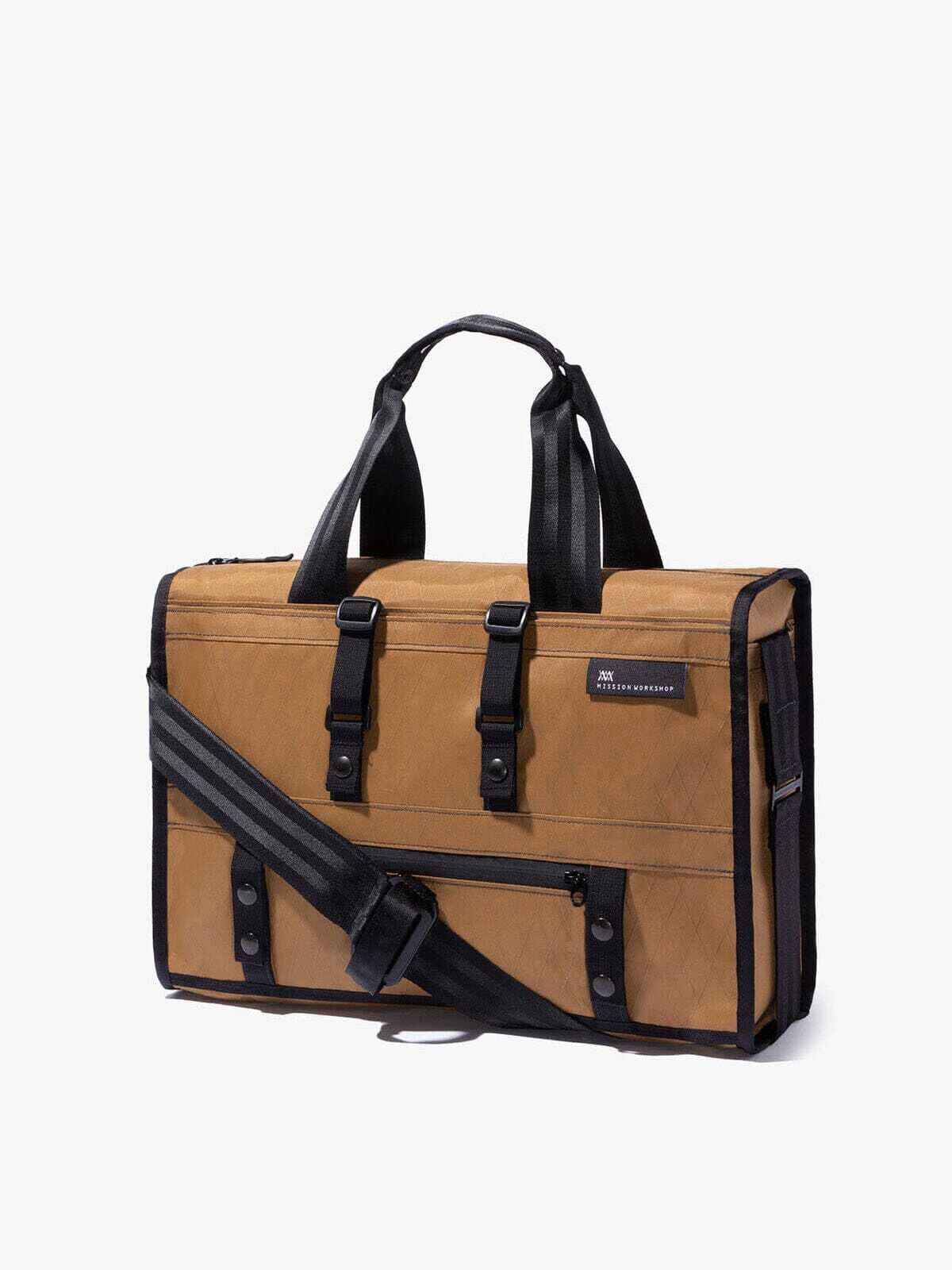 Transit Laptop Brief från Mission Workshop - Väderbeständiga väskor och tekniska kläder - San Francisco och Los Angeles - Byggd för att tåla - Garanterad för alltid