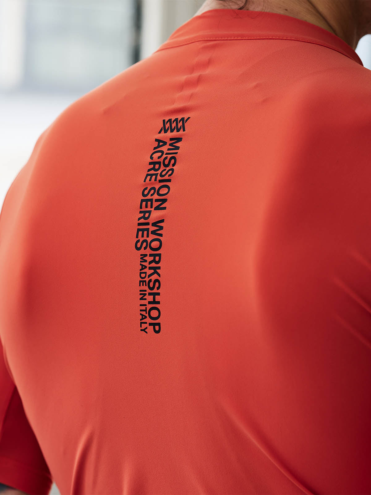 Mission Pro Jersey för herrar från Mission Workshop - Väskor för väderskydd och tekniska kläder - San Francisco och Los Angeles - Byggd för att hålla - Garanterad för evigt