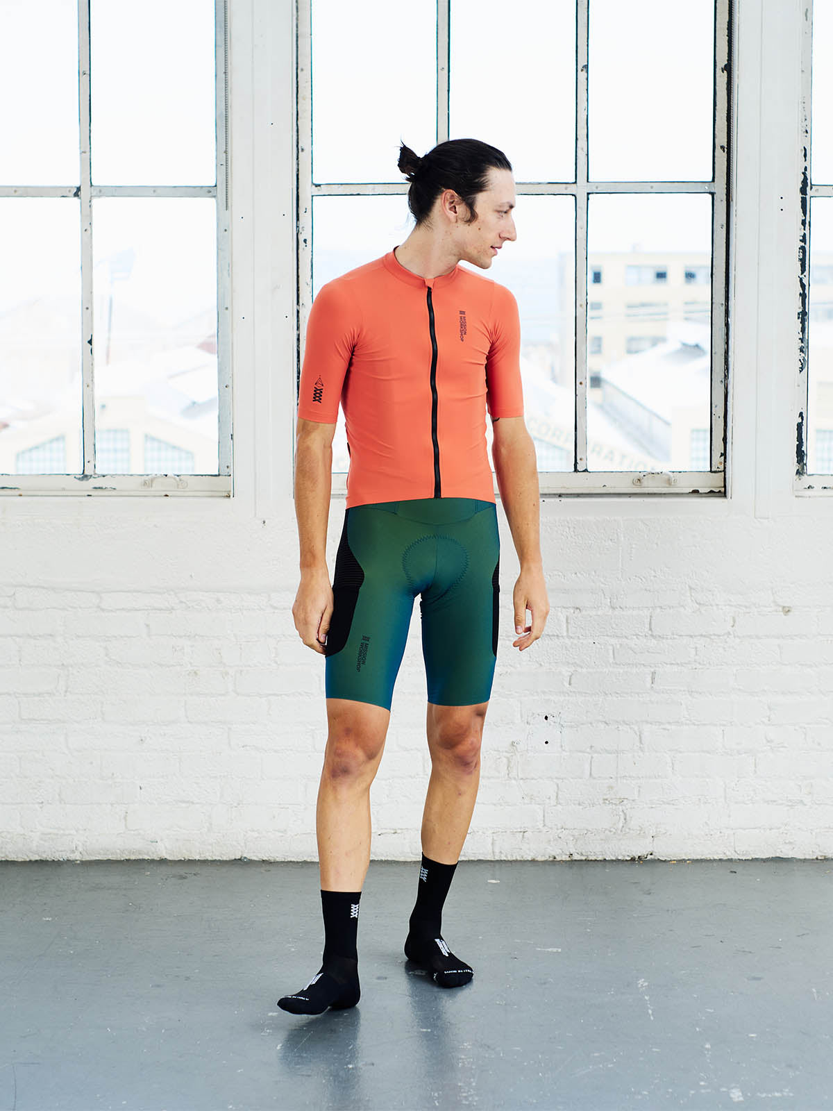 Mission Pro Jersey för herrar från Mission Workshop - Väskor för väderskydd och tekniska kläder - San Francisco och Los Angeles - Byggd för att hålla - Garanterad för evigt