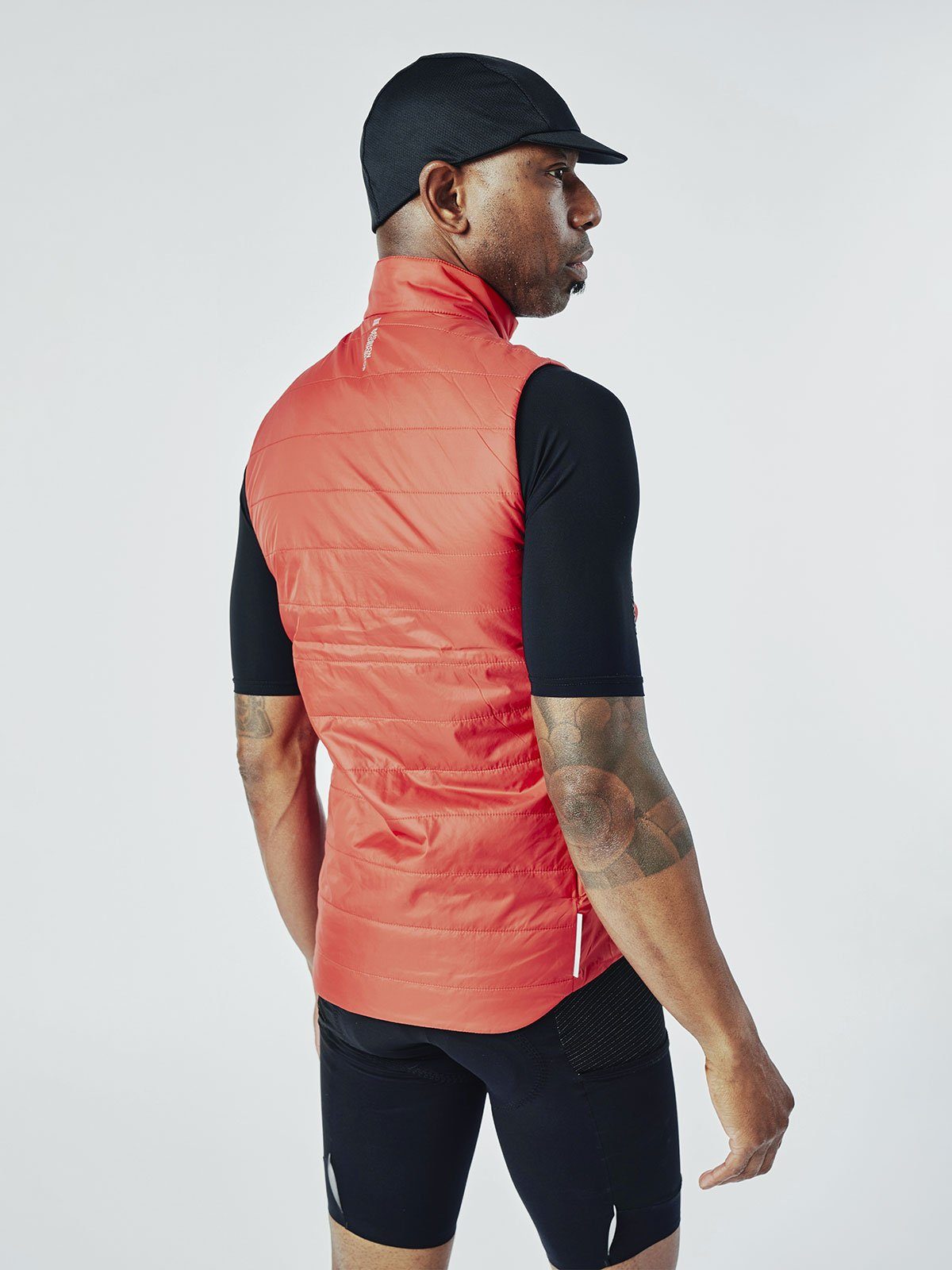 Acre Series Vest från Mission Workshop - vädertåliga väskor och tekniska kläder - San Francisco och Los Angeles - byggda för att tåla - garanterade för alltid