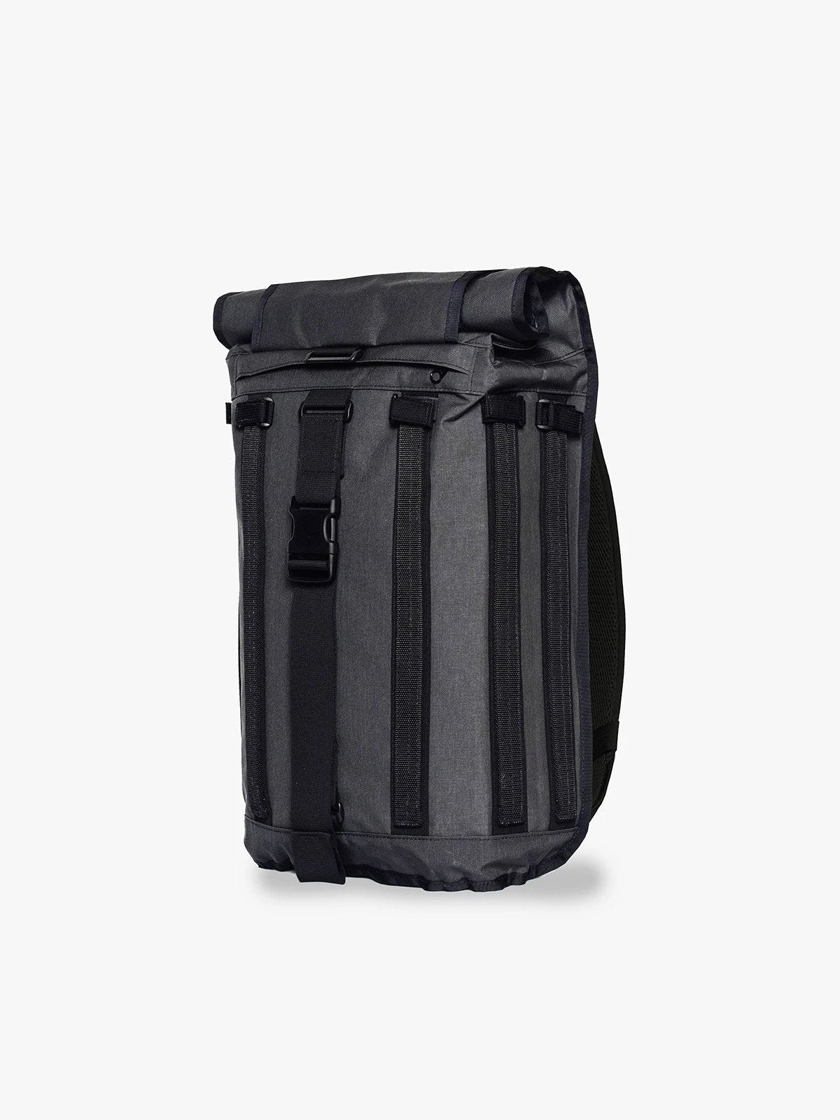 R6 Arkiv Field Pack 20L från Mission Workshop - Väderbeständiga väskor och tekniska kläder - San Francisco och Los Angeles - Byggd för att tåla - Garanterad för alltid