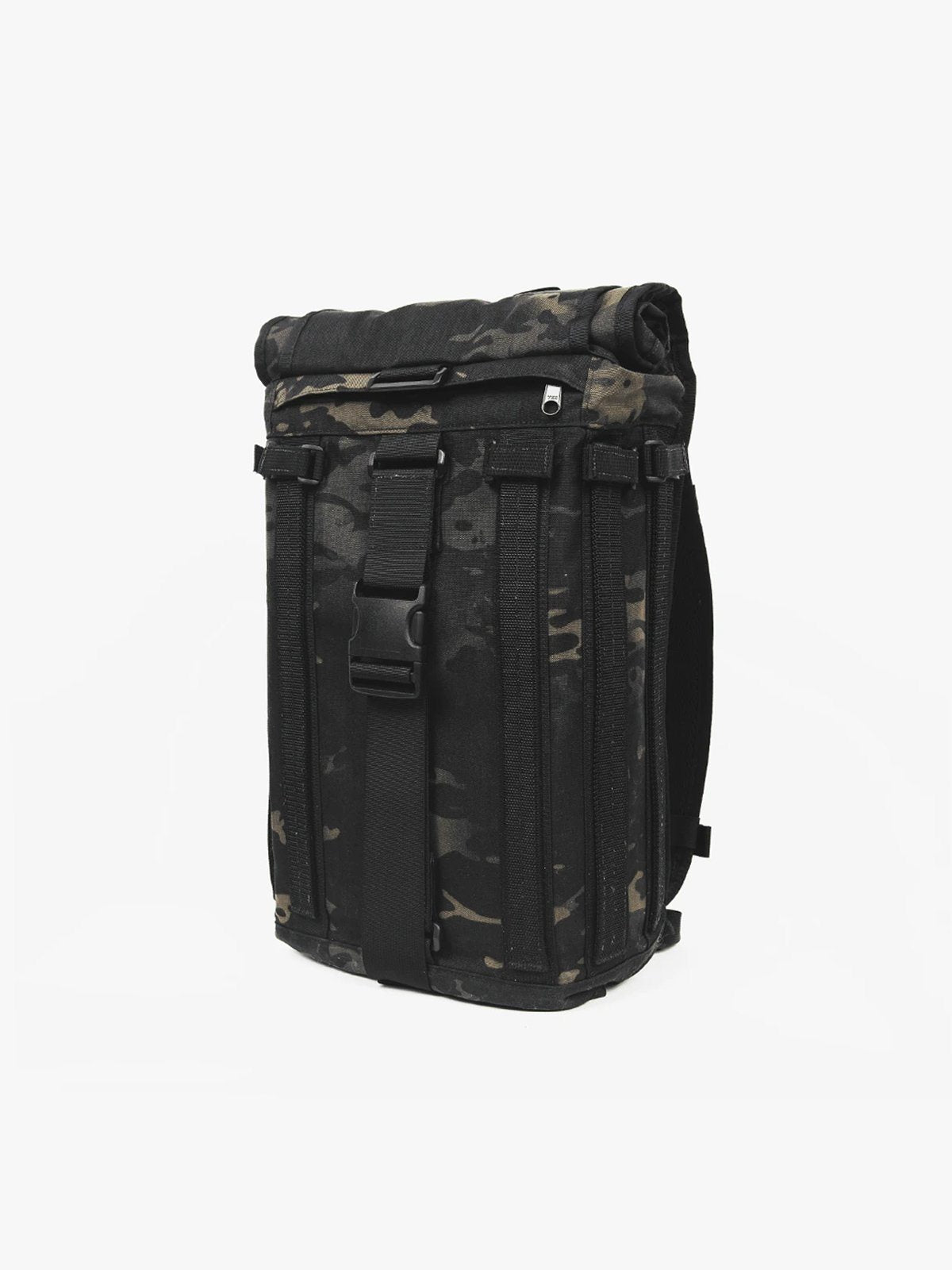 R6 Arkiv Field Pack 20L från Mission Workshop - Väderbeständiga väskor och tekniska kläder - San Francisco och Los Angeles - Byggd för att tåla - Garanterad för alltid