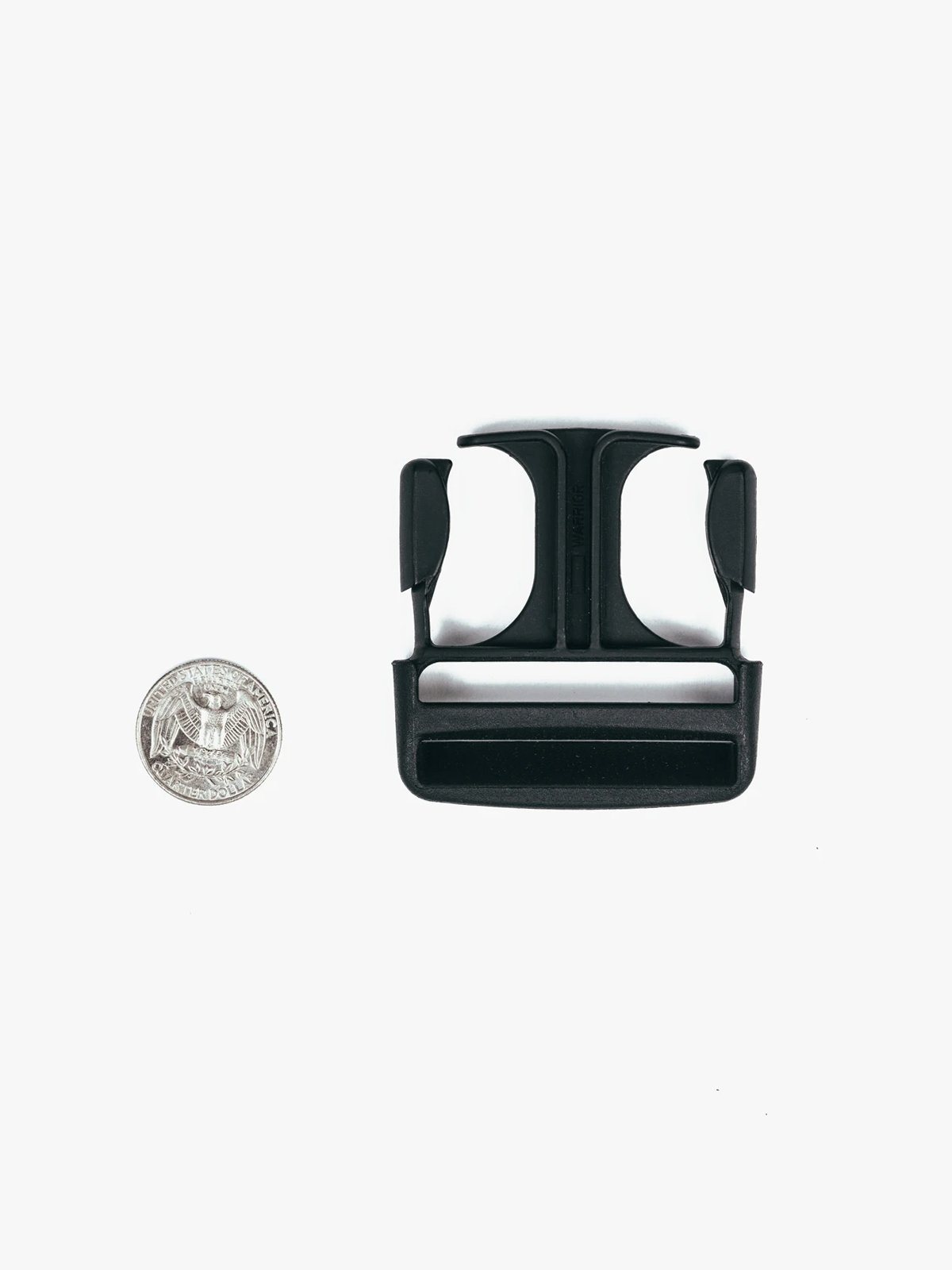 Bag Clips by Mission Workshop - Väderbeständiga väskor och tekniska kläder - San Francisco och Los Angeles - Byggda för att hålla - Garanterade för evigt