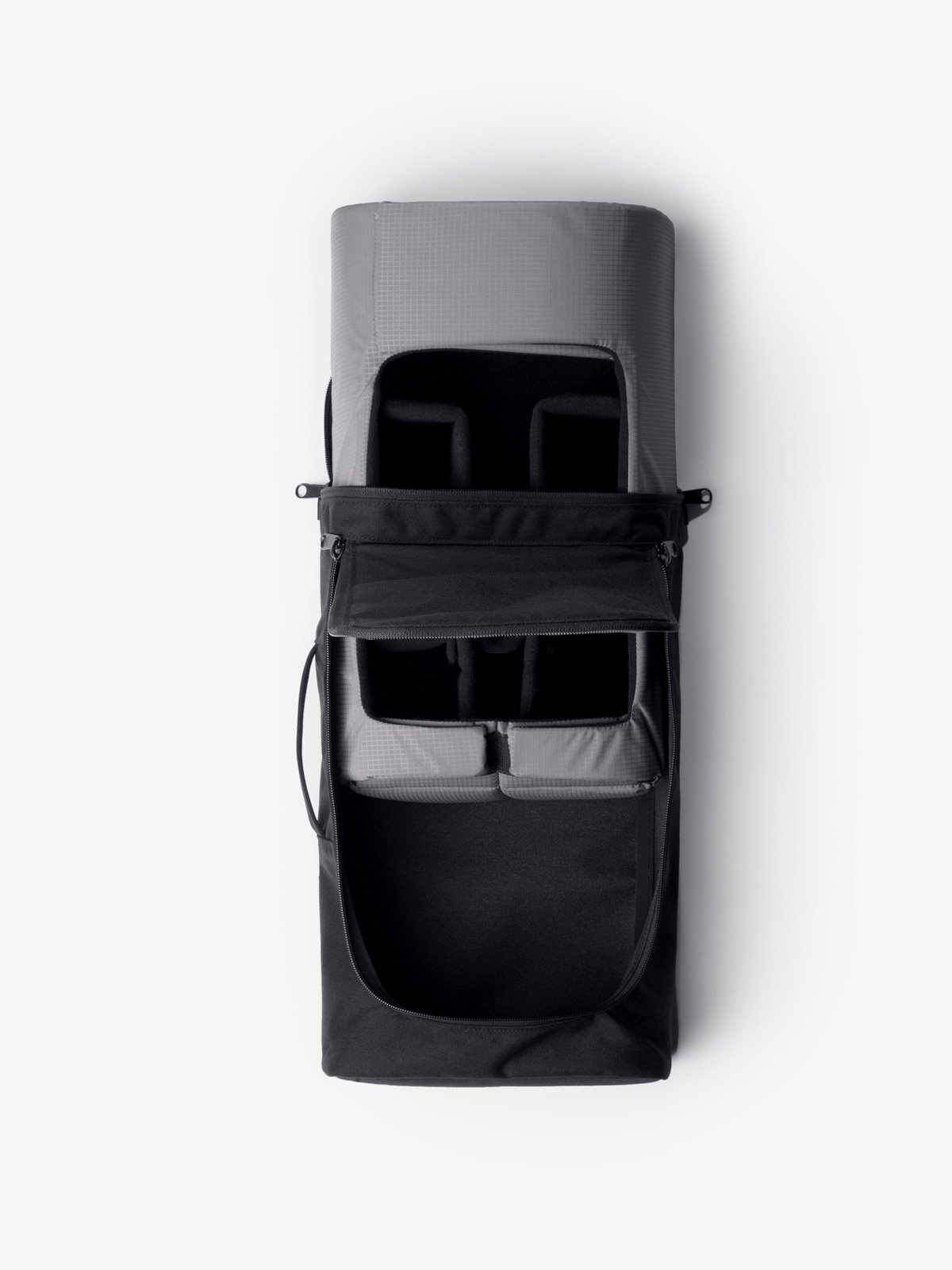 Capsule by Mission Workshop - Väderbeständiga väskor och tekniska kläder - San Francisco och Los Angeles - Byggda för att hålla - Garanterade för evigt