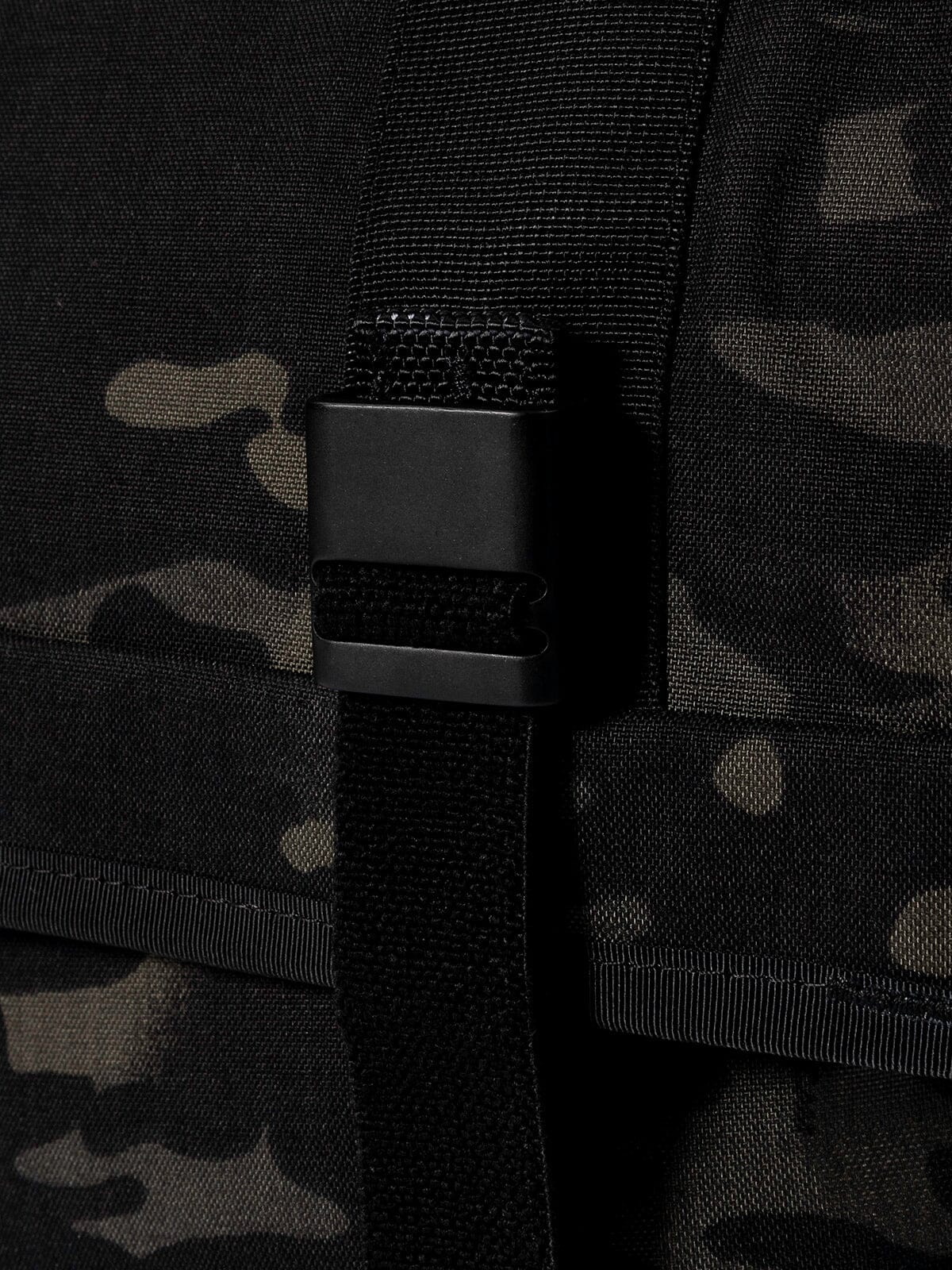 Shed : AP by Mission Workshop - Väderbeständiga väskor och tekniska kläder - San Francisco & Los Angeles - Byggda för att tåla - Garanterade för alltid