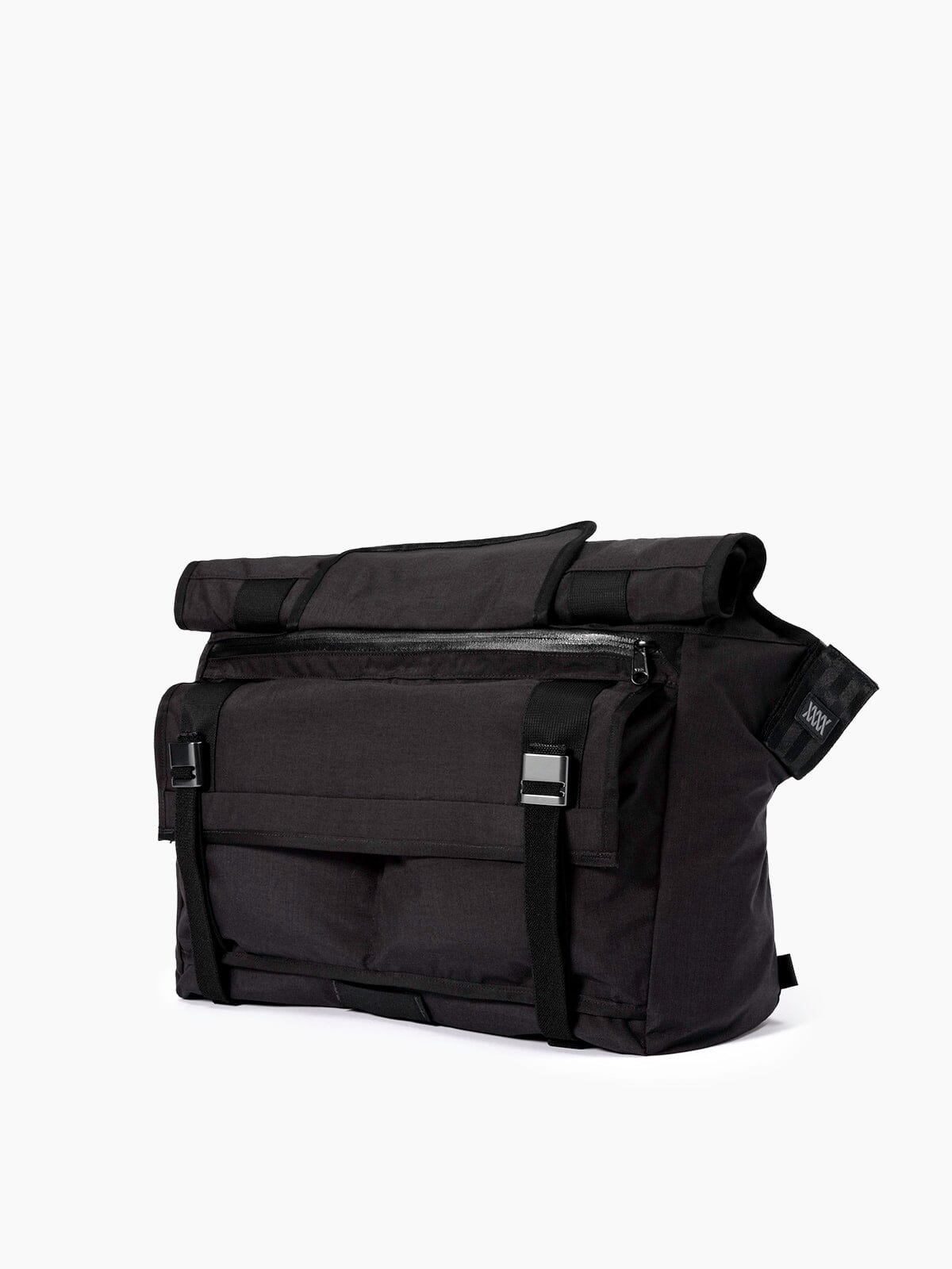 Shed : AP by Mission Workshop - Väderbeständiga väskor och tekniska kläder - San Francisco & Los Angeles - Byggda för att tåla - Garanterade för alltid