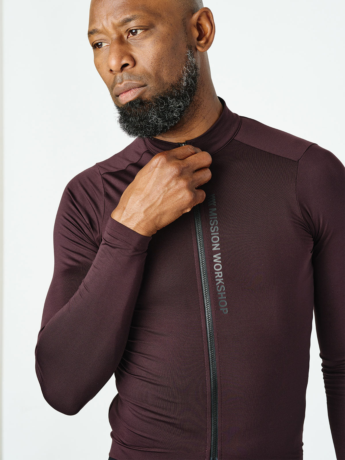 Mission Pro Jersey : LS Men's från Mission Workshop - Väskor för väderskydd och tekniska kläder - San Francisco och Los Angeles - Byggd för att tåla - Garanterad för alltid