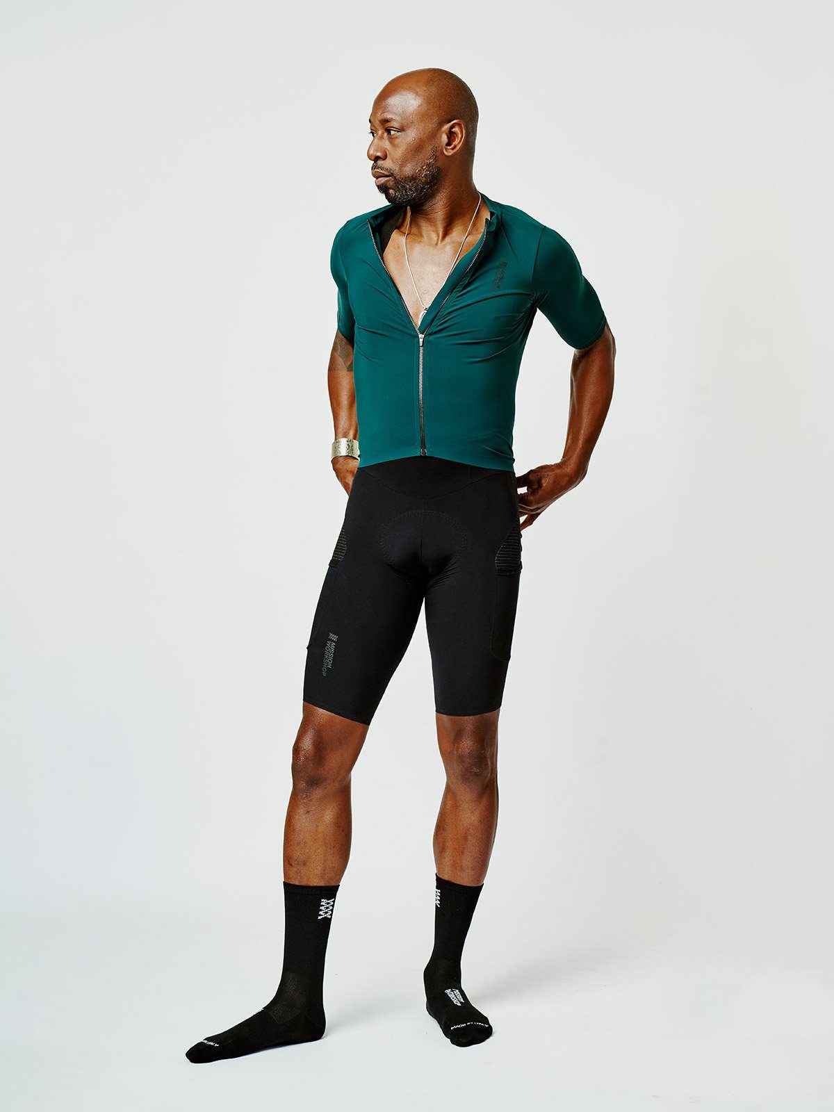 Mission Pro Jersey för herrar från Mission Workshop - Väskor för väderskydd och tekniska kläder - San Francisco och Los Angeles - Byggd för att hålla - Garanterad för evigt