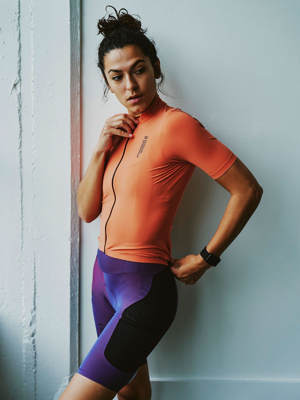 Mission Pro Jersey Women's från Mission Workshop - Väskor för väderskydd och tekniska kläder - San Francisco och Los Angeles - Byggd för att tåla - Garanterad för alltid