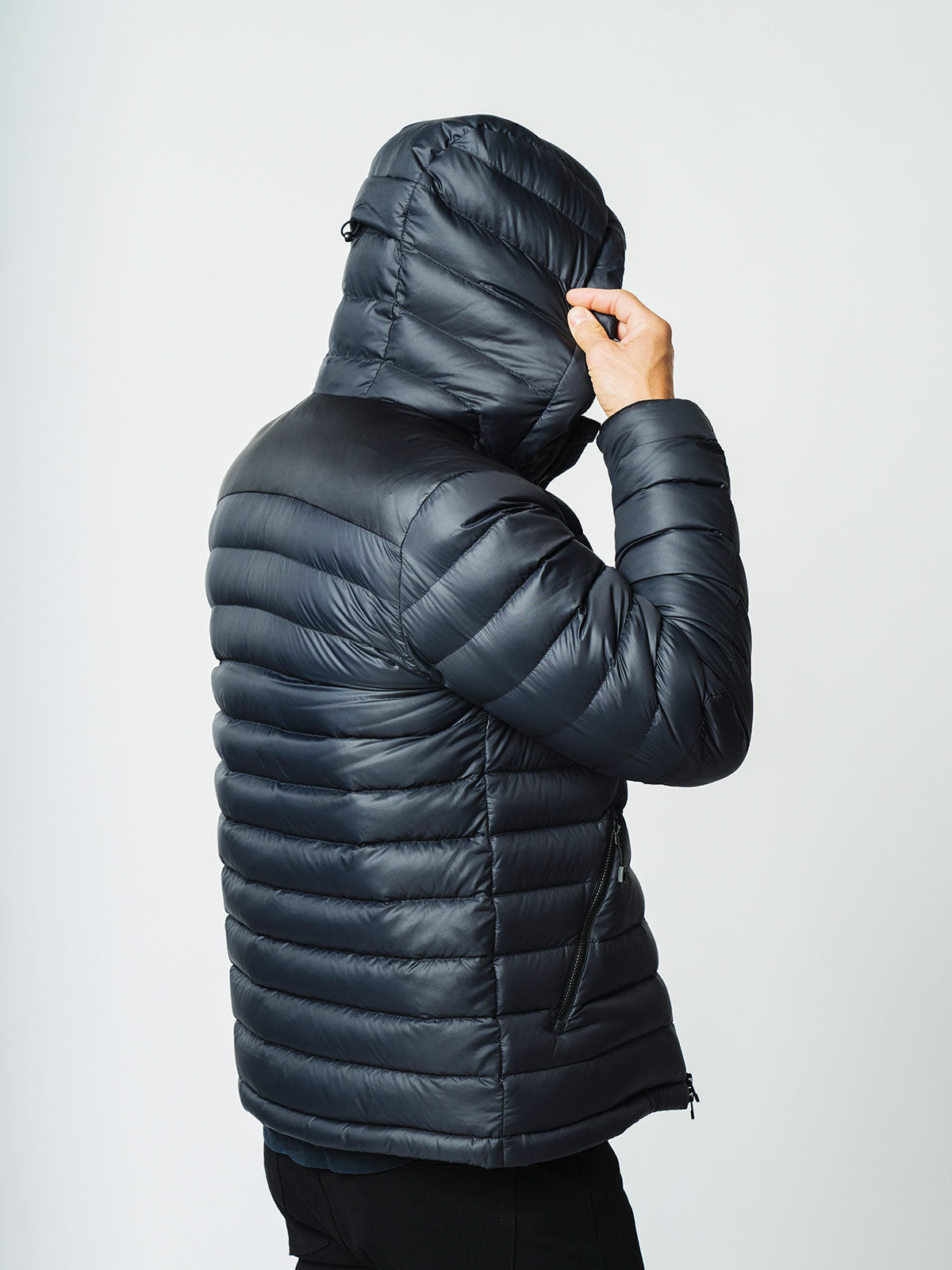 D21 by Mission Workshop - Väderbeständiga väskor och tekniska kläder - San Francisco och Los Angeles - Byggda för att hålla - Garanterade för evigt