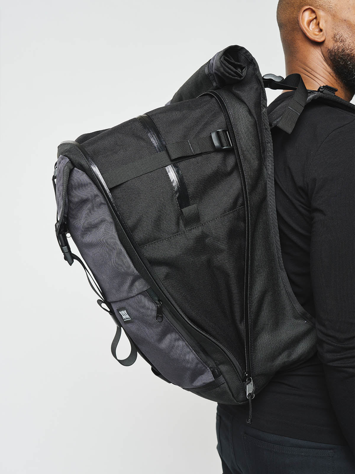 Rambler by Mission Workshop - Väderbeständiga väskor och tekniska kläder - San Francisco och Los Angeles - Byggda för att tåla - Garanterade för alltid