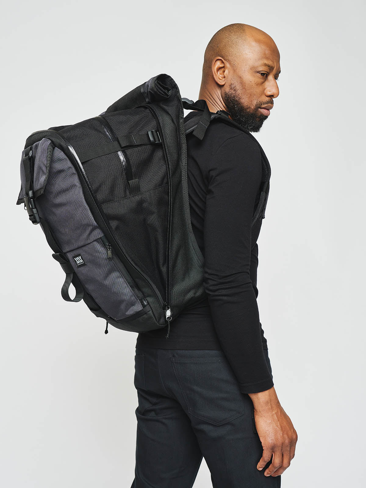 Rambler by Mission Workshop - Väderbeständiga väskor och tekniska kläder - San Francisco och Los Angeles - Byggda för att tåla - Garanterade för alltid