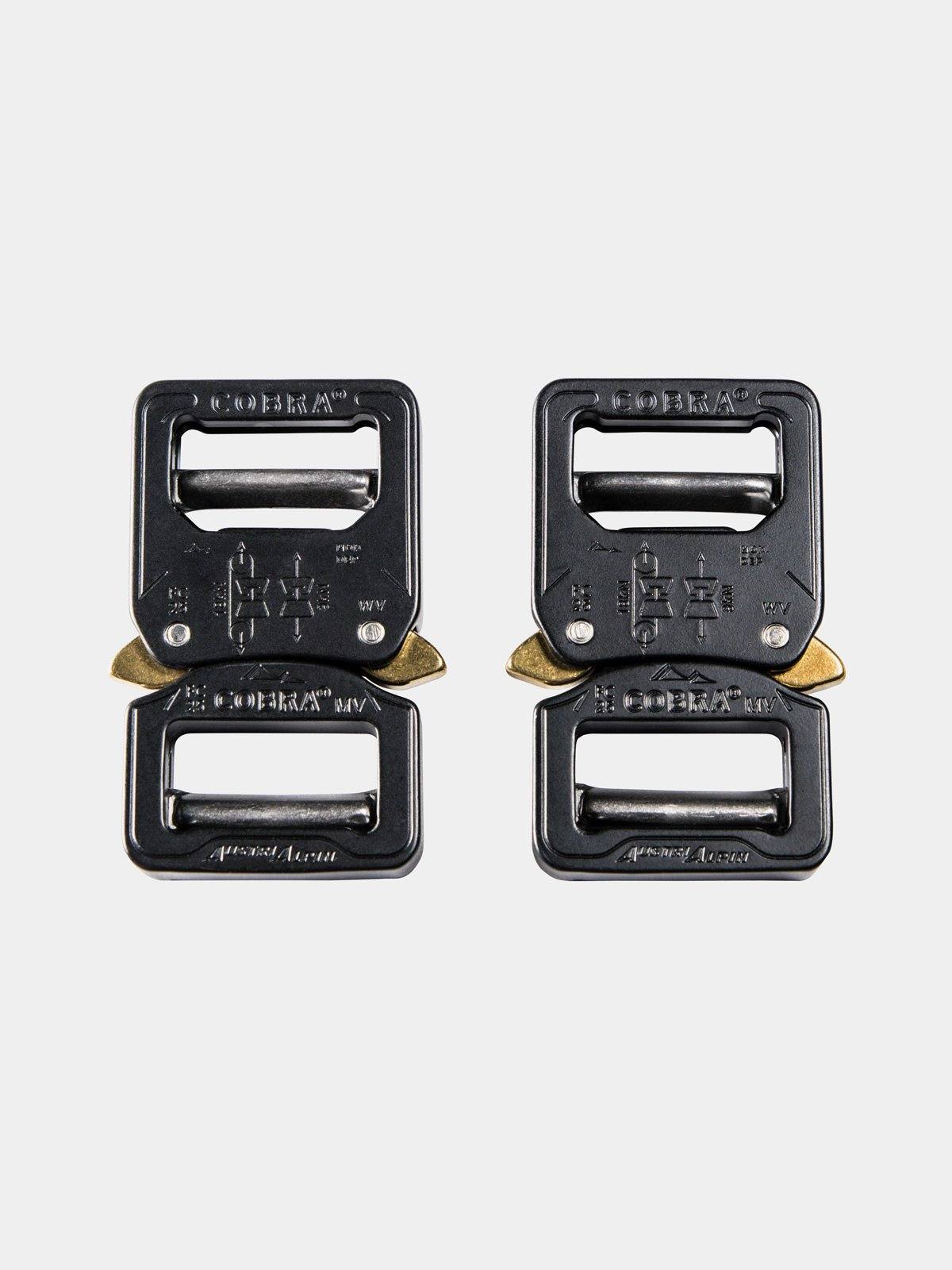 Cobra® Buckle Set: HT500 & Black Camo Rhake från Mission Workshop - Väskor och tekniska kläder för vädertätning - San Francisco & Los Angeles - Byggda för att tåla - Garanterade för alltid