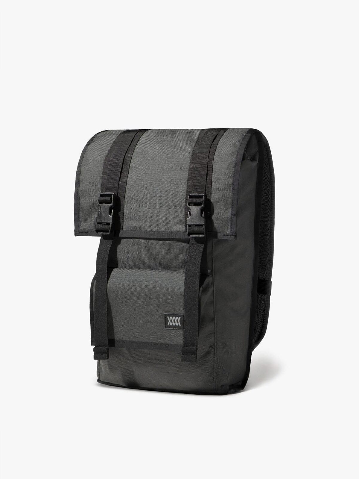 Sanction by Mission Workshop - Väderbeständiga väskor och tekniska kläder - San Francisco och Los Angeles - Byggda för att hålla - Garanterade för evigt