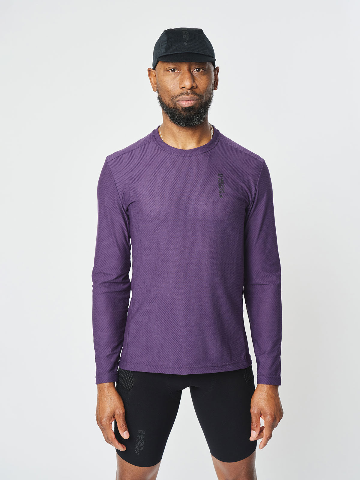 Mission Pro Tech Tee : LS Men's från Mission Workshop - Väskor och tekniska kläder för väderskydd - San Francisco och Los Angeles - Byggda för att tåla - Garanterade för alltid