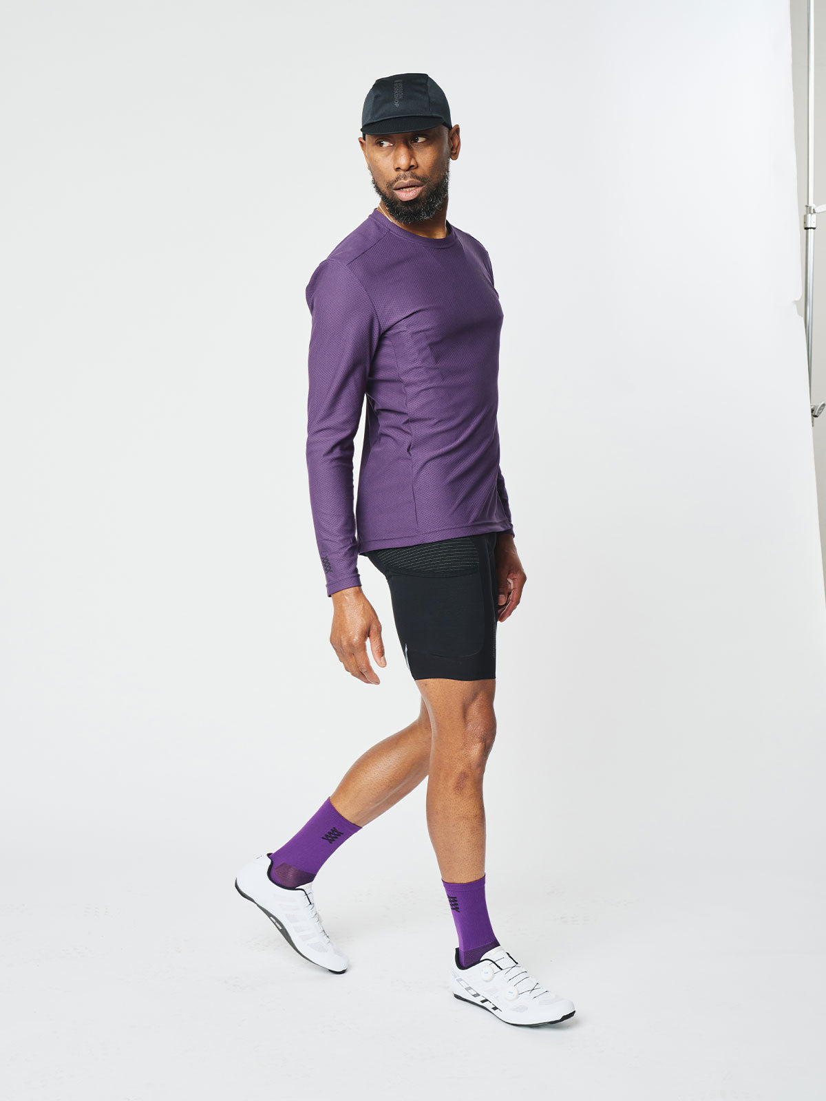 Mission Pro Tech Tee : LS Men's från Mission Workshop - Väskor och tekniska kläder för väderskydd - San Francisco och Los Angeles - Byggda för att tåla - Garanterade för alltid