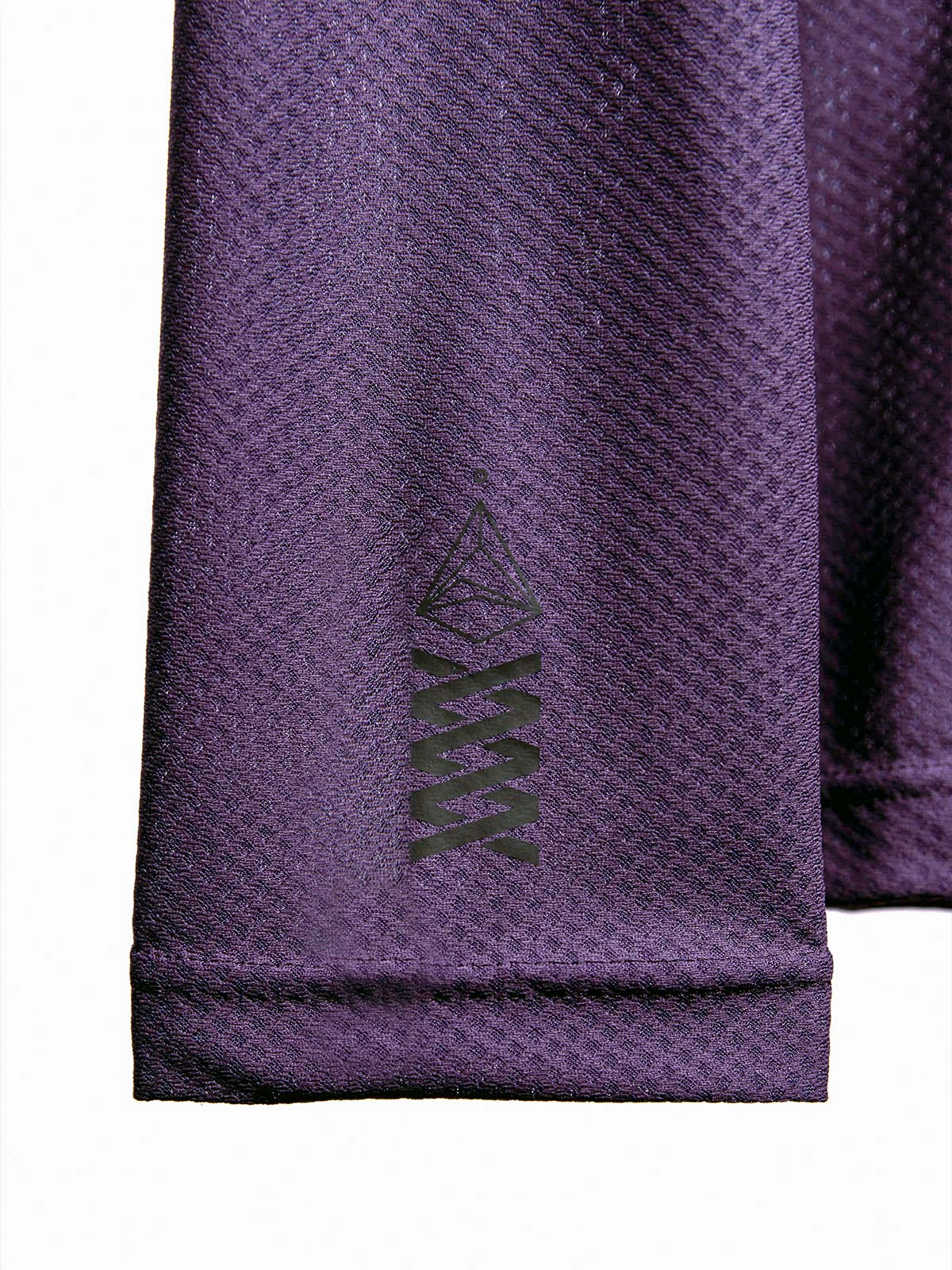 Mission Pro Tech Tee : LS Men's från Mission Workshop - Väskor och tekniska kläder för väderskydd - San Francisco och Los Angeles - Byggda för att tåla - Garanterade för alltid