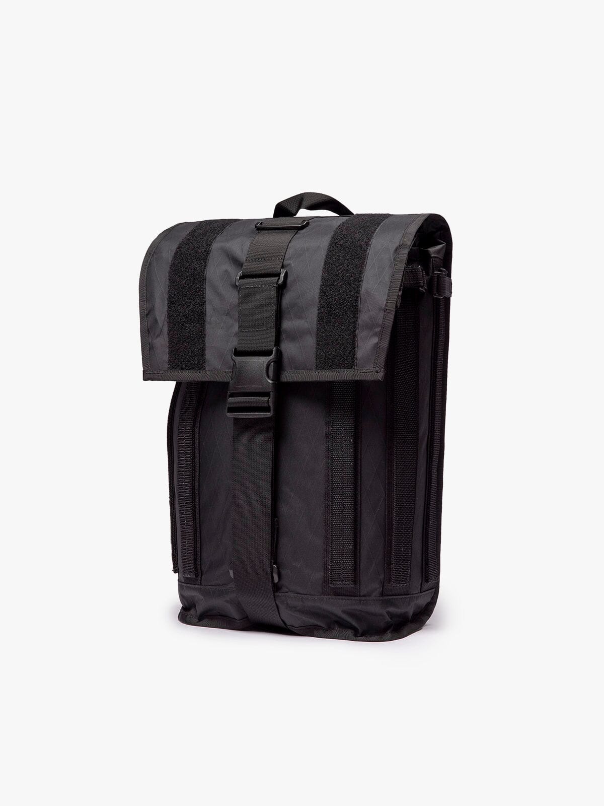 R6 Arkiv Field Pack 20L från Mission Workshop - Väderbeständiga väskor och tekniska kläder - San Francisco och Los Angeles - Byggd för att tåla - Garanterad för alltid