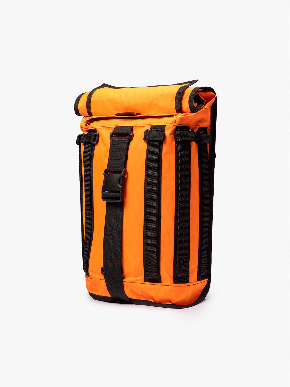 R6 Arkiv Field Pack 20L från Mission Workshop - Väderbeständiga väskor och tekniska kläder - San Francisco och Los Angeles - Byggd för att tåla - Garanterad för alltid