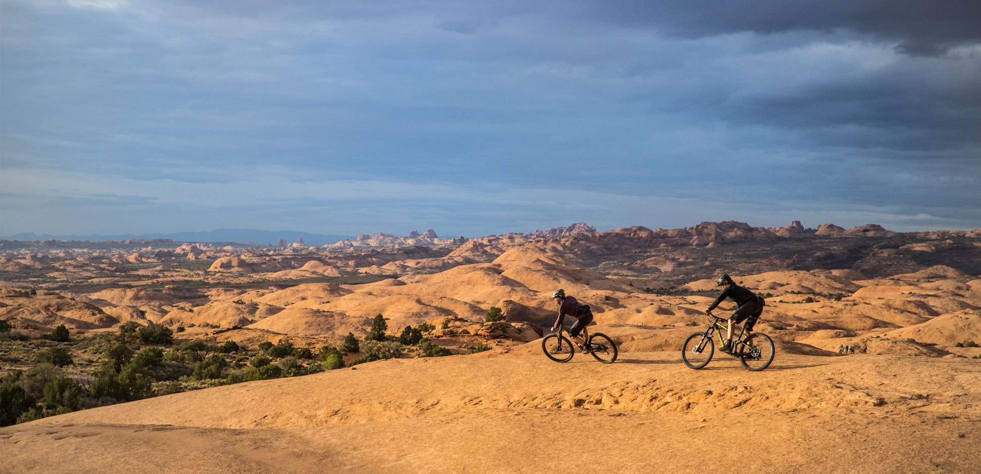 UT: James Adamson med fälttestet av Axis