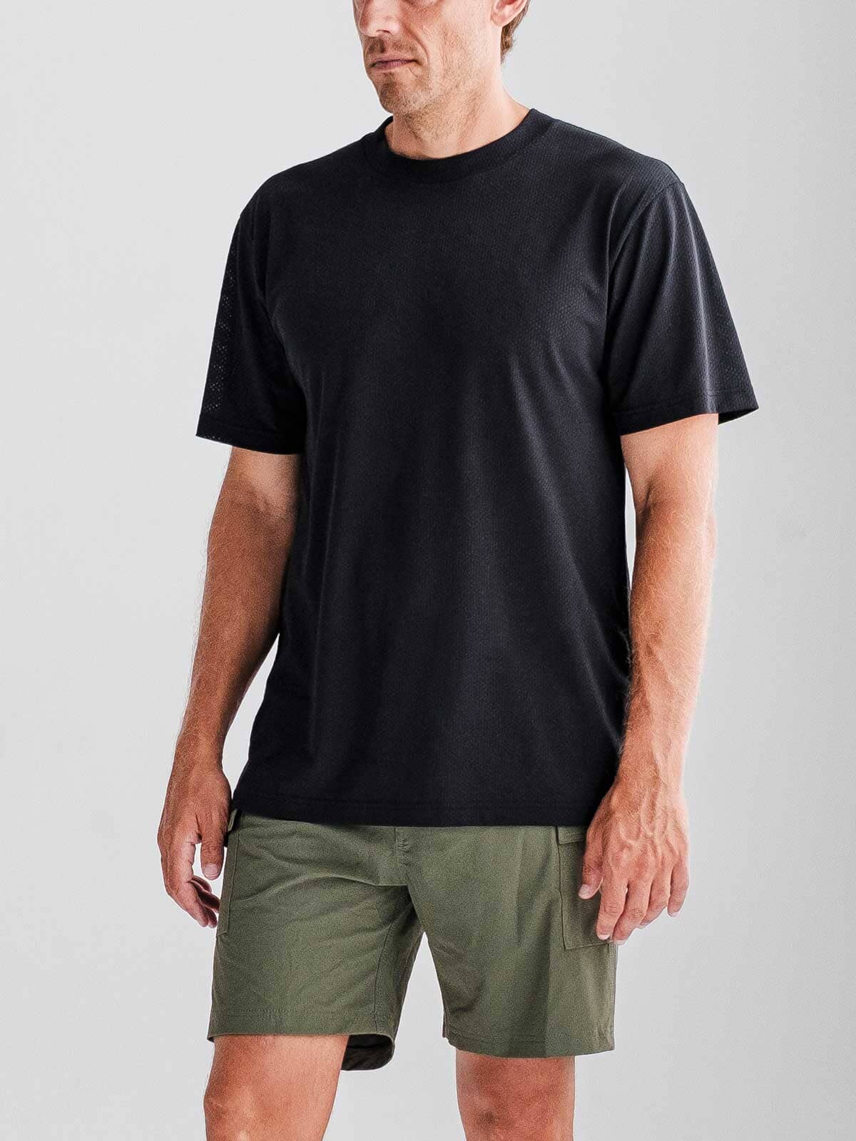 Mission Tee : Quick Dry by Mission Workshop - Vädertäta väskor och tekniska kläder - San Francisco & Los Angeles - Byggda för att hålla - Garanterat för alltid