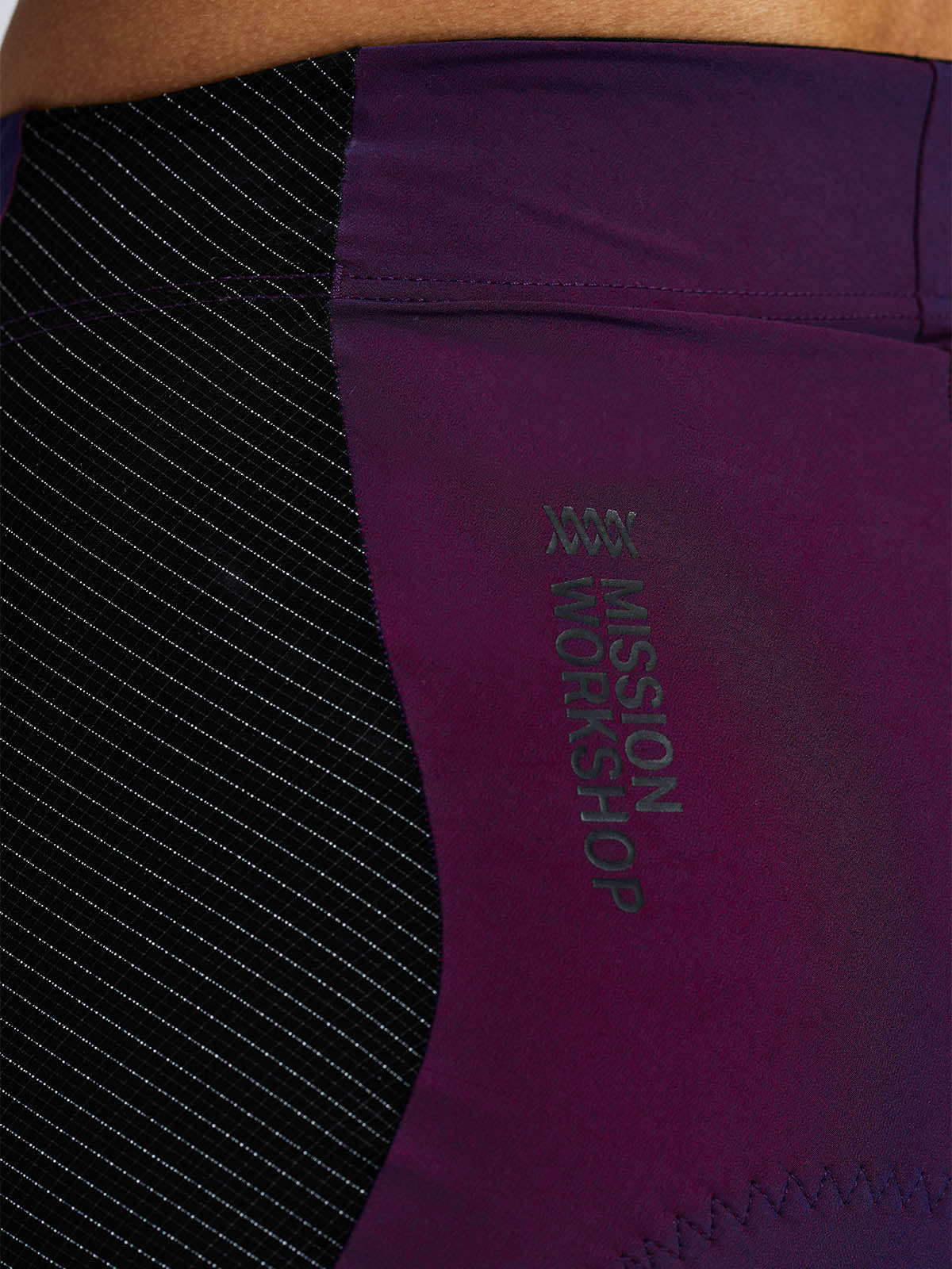 Mission Pro Short Women's från Mission Workshop - Väskor och tekniska kläder för vädertätning - San Francisco och Los Angeles - Byggda för att tåla - Garanterade för alltid