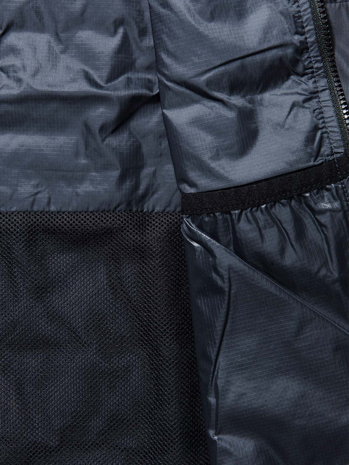 Acre Series Vest från Mission Workshop - vädertåliga väskor och tekniska kläder - San Francisco och Los Angeles - byggda för att tåla - garanterade för alltid