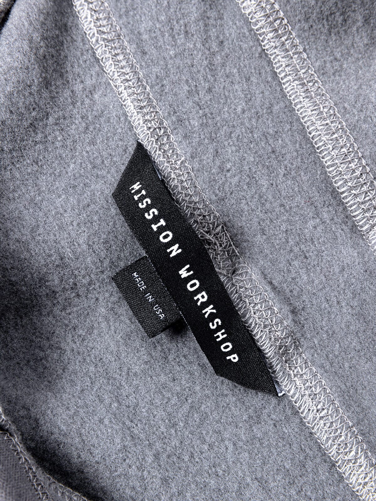 Faroe : Power Wool från Mission Workshop - vädertåliga väskor och tekniska kläder - San Francisco och Los Angeles - byggda för att tåla - garanterade för alltid