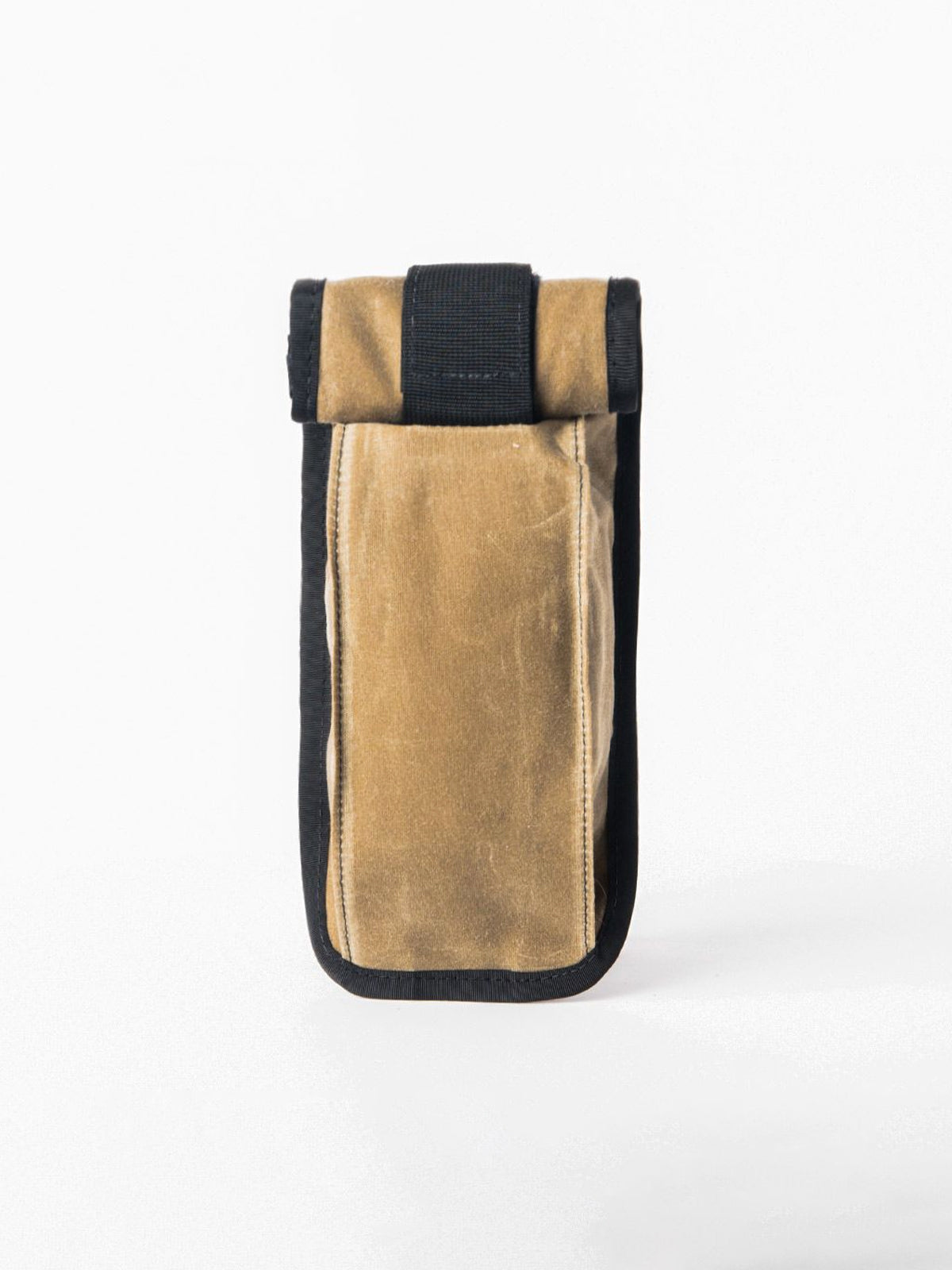 Arkiv Vertical Rolltop Pocket från Mission Workshop - vädertåliga väskor och tekniska kläder - San Francisco och Los Angeles - byggda för att tåla - garanterade för alltid